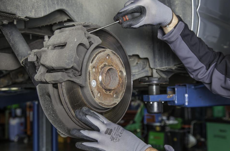 fell Undulate Acquiesce How Often Should You Replace Your Kia's Brake Pads? - Crain Kia of  Fayetteville Blog