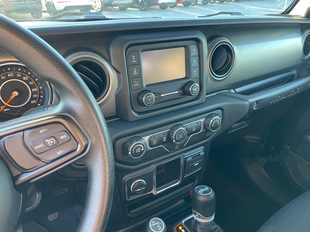 2019 Jeep Wrangler Sport - LOW MILES / BACKUP CAMERA