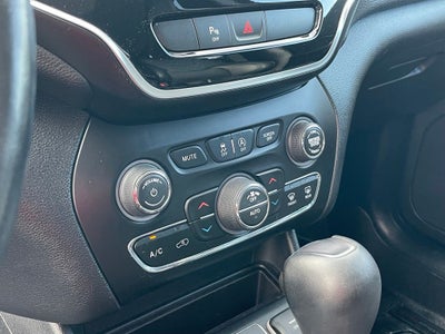 2019 Jeep Cherokee Limited - APPLE CARPLAY / POWER LIFTGATE