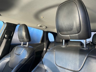 2019 Jeep Cherokee Latitude Plus - ONE OWNER / KEYLESS ENTRY