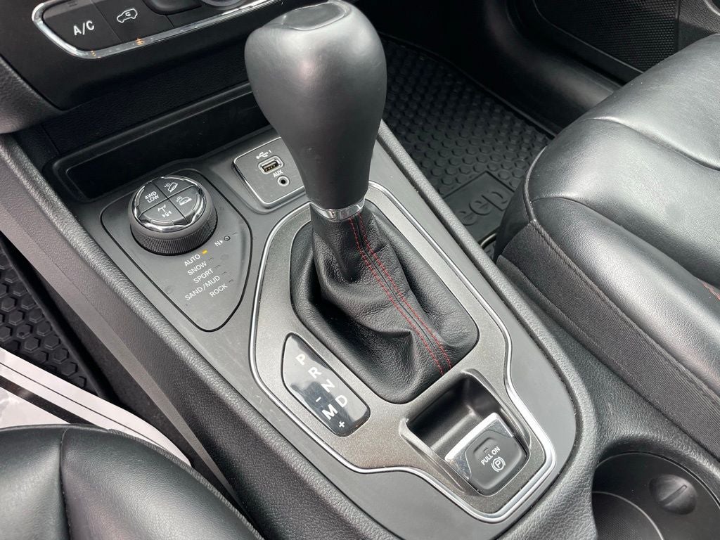 2020 Jeep Cherokee Trailhawk - REMOTE START / APPLE CARPLAY