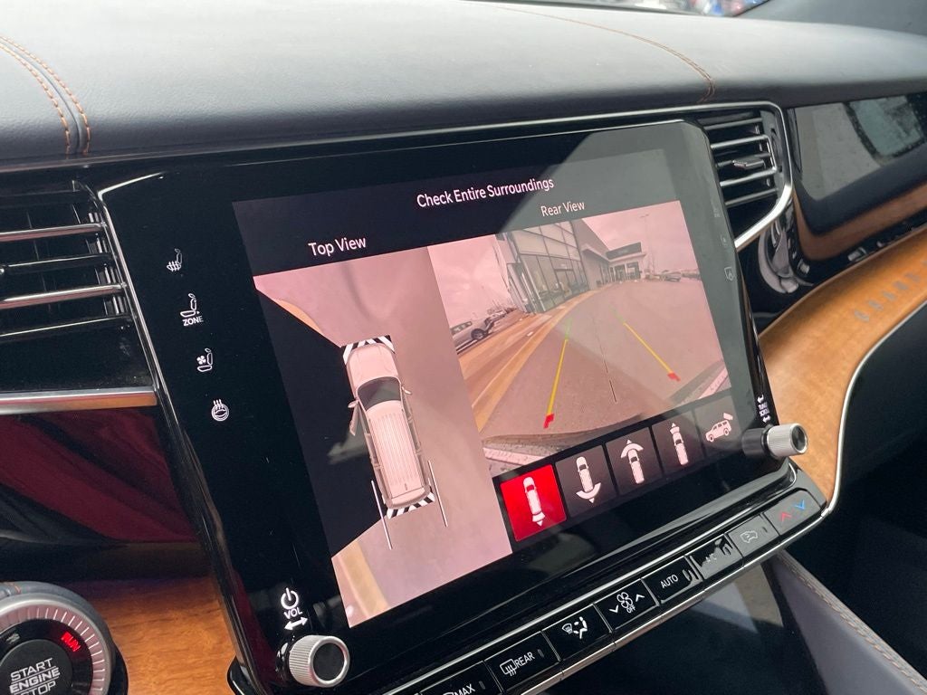 2022 Jeep Grand Wagoneer Series II - PANORAMIC SUNROOF / VENTILATED SEATS