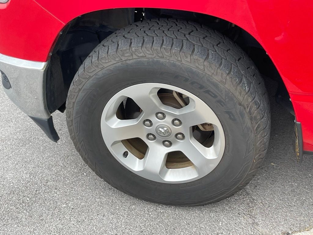 2019 RAM 1500 Tradesman - IT'S GOT A HEMI / TOWING PACKAGE