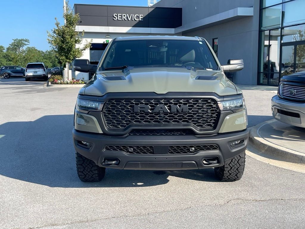 2026 RAM 1500 Rebel - POWER ADJUSTABLE PEDALS / POWER TAILGATE