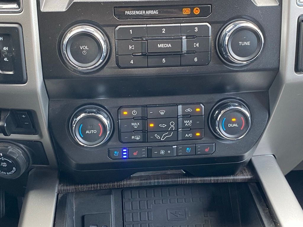 2021 Ford F-250SD Lariat - POWER MOONROOF / NAVIGATION SYSTEM