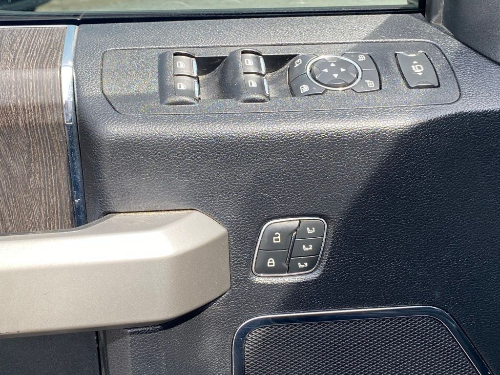 2021 Ford F-250SD Lariat - POWER MOONROOF / NAVIGATION SYSTEM