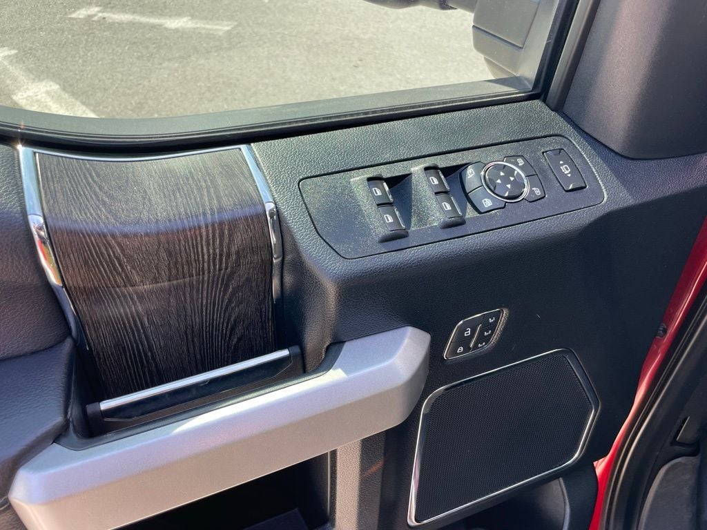 2020 Ford F-250SD Lariat - NAVIGATION / VENTILATED SEATS