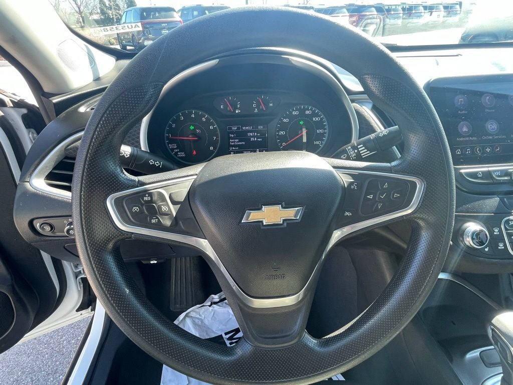2022 Chevrolet Malibu LT - PUSH BUTTON START / APPLE CARPLAY