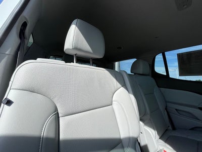 2022 GMC Acadia SLT - MEMORY SEATS / BLIND ZONE ALERT