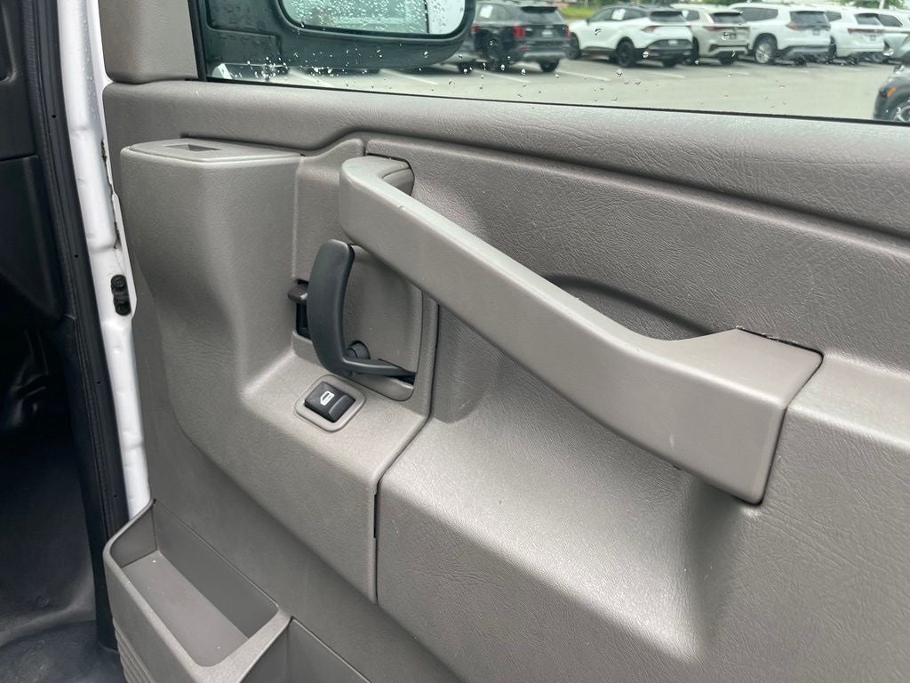 2024 GMC Savana 2500 Work Van