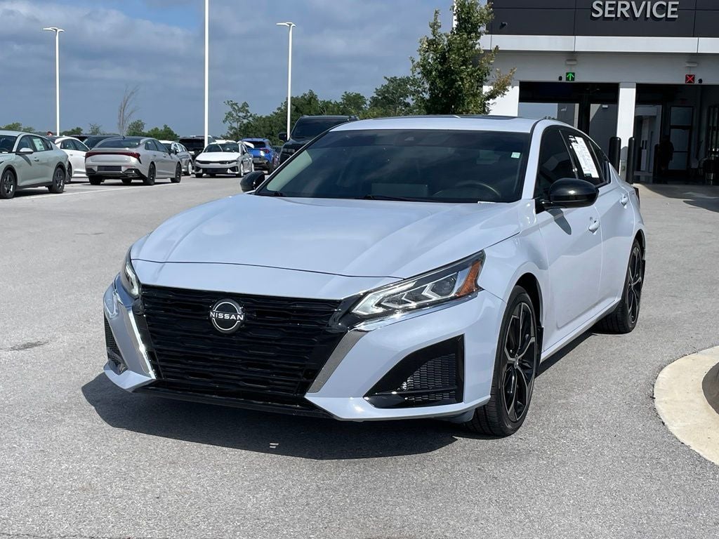 2023 Nissan Altima 2.5 SR