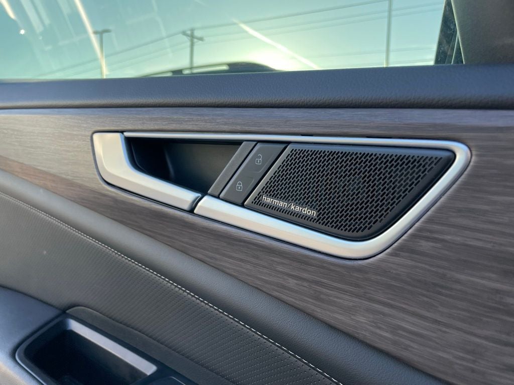 2024 Volkswagen Atlas 2.0T SEL Premium R-Line - MEMORY SEATS