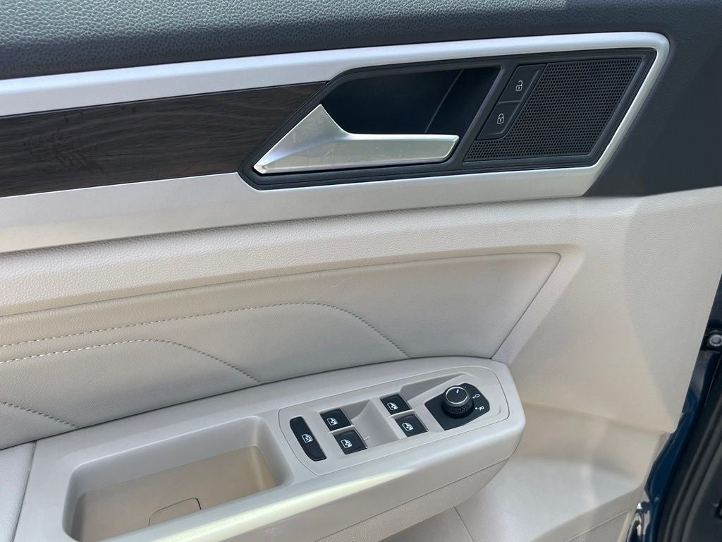 2022 Volkswagen Atlas 3.6L V6 SE w/Technology - WIRELESS CARPLAY / POWER LIFTGATE