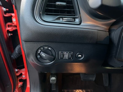 2023 Dodge Challenger SXT - HEATED SEATS / SUNROOF