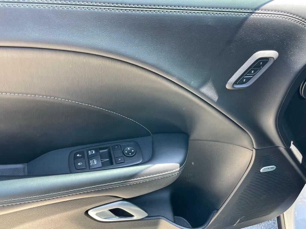2022 Dodge Challenger R/T Scat Pack Widebody - SHAKER PKG / VENTILATED SEATS