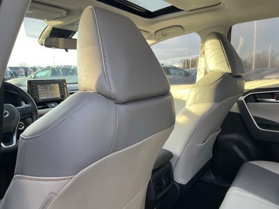 2021 Toyota RAV4 XLE Premium - PRE-COLLSION SYSTEM / AUTOMATIC HIGH BEAMS