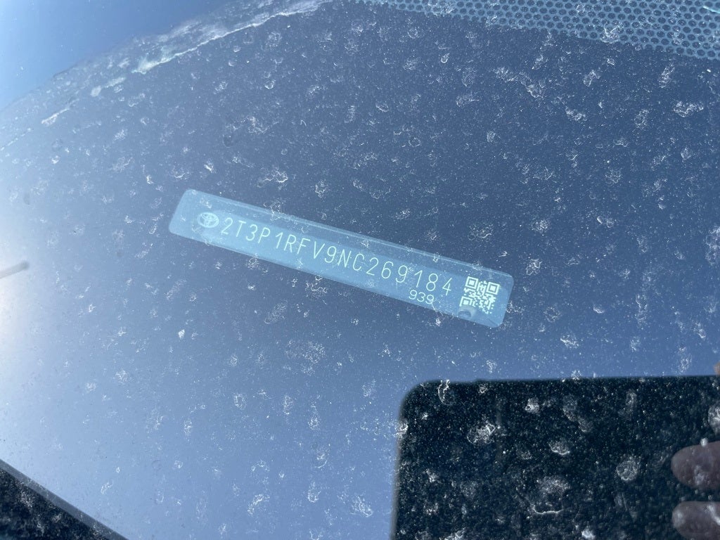 2022 Toyota RAV4 XLE