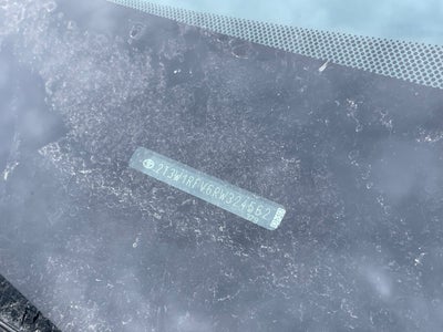 2024 Toyota RAV4 XLE - WIRELESS CARPLAY / BLIND SPOT MONITOR