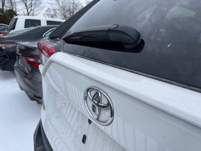 2024 Toyota RAV4 XLE - WIRELESS CARPLAY / BLIND SPOT MONITOR