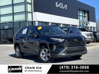 2024 Toyota RAV4 XLE - BLIND SPOT MONITOR / 7 INCH DISPLAY