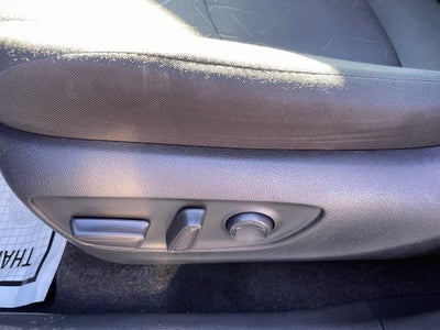 2024 Toyota RAV4 XLE - WIRELESS CARPLAY / LANE DEPARTURE ALERT