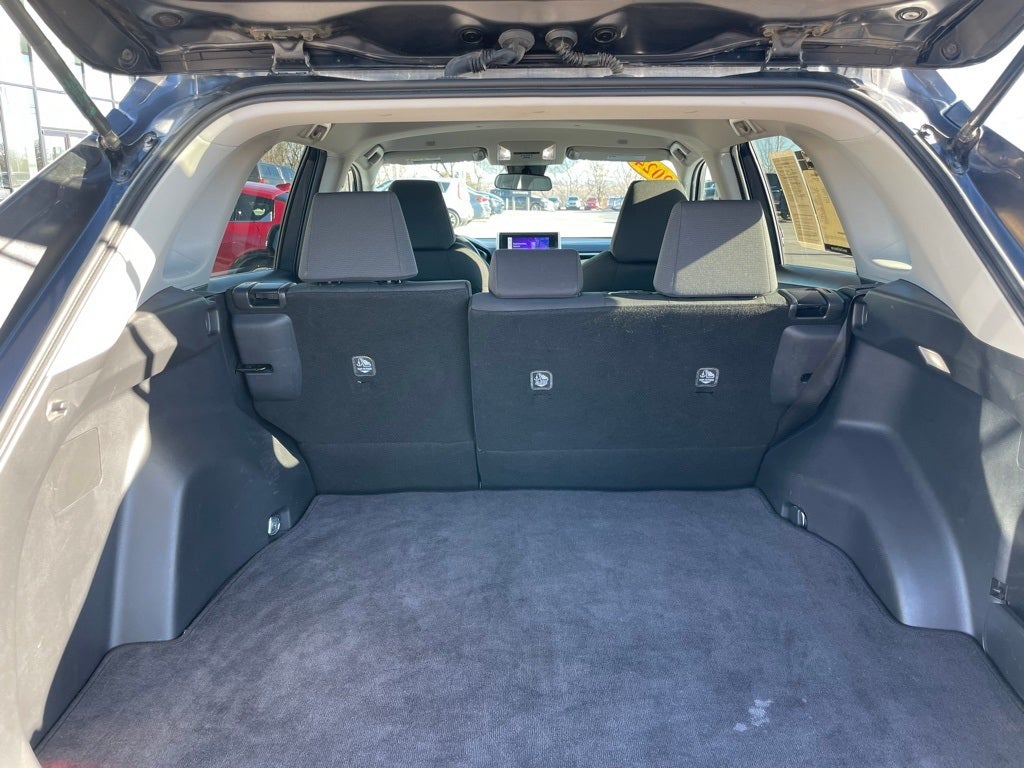 2024 Toyota RAV4 XLE - WIRELESS CARPLAY / LANE DEPARTURE ALERT