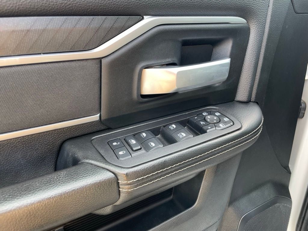 2025 RAM 2500 Big Horn - 6.7 CUMMINS DIESEL / REMOTE START