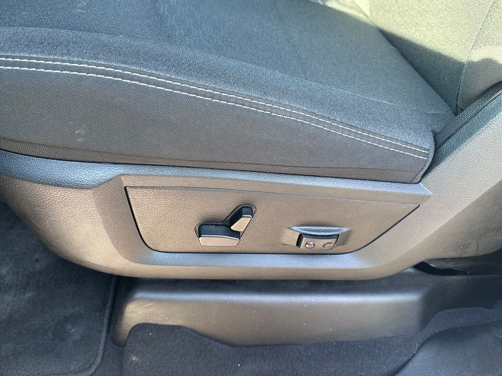 2026 RAM 2500 Big Horn - POWER MIRRORS / REMOTE START