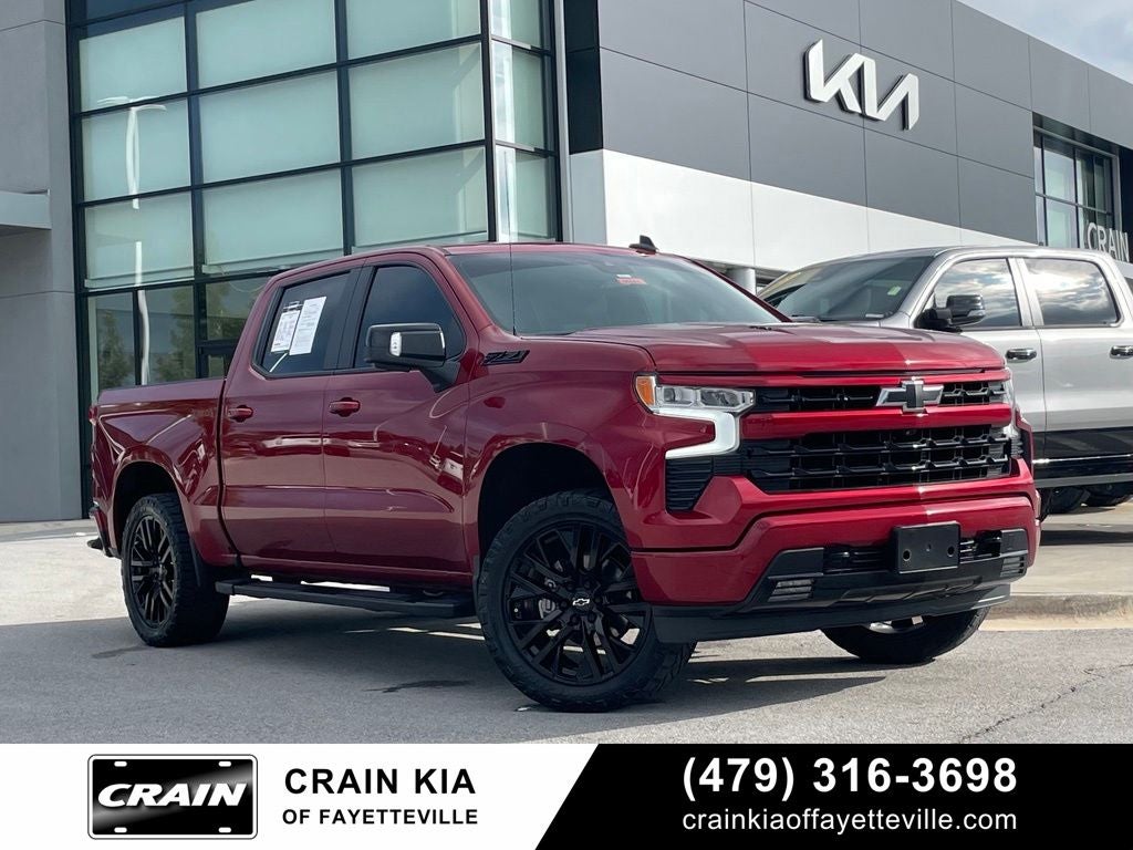 2022 Chevrolet Silverado 1500 RST 4X4 Crew Cab Short Box's photo