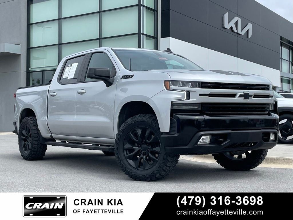 2021 Chevrolet Silverado 1500 RST 4X4 Crew Cab Short Box's photo