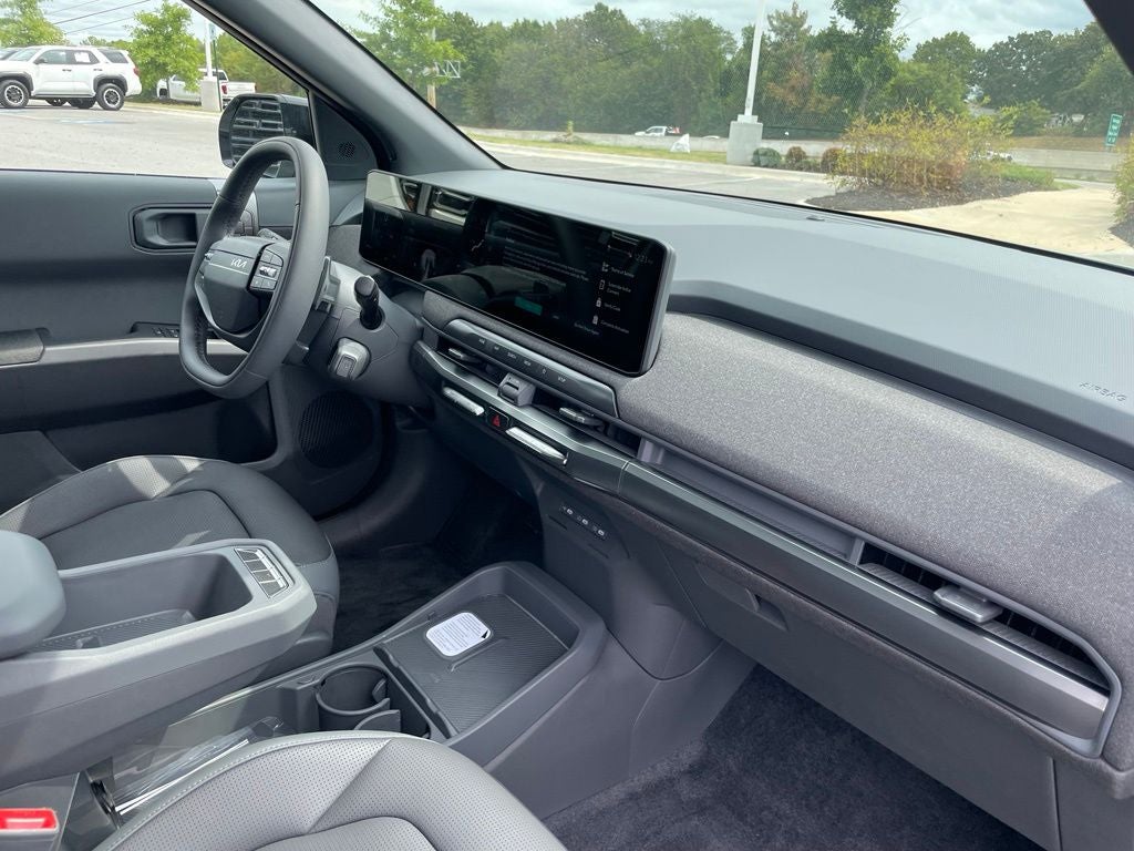 2027 Kia EV3 Base