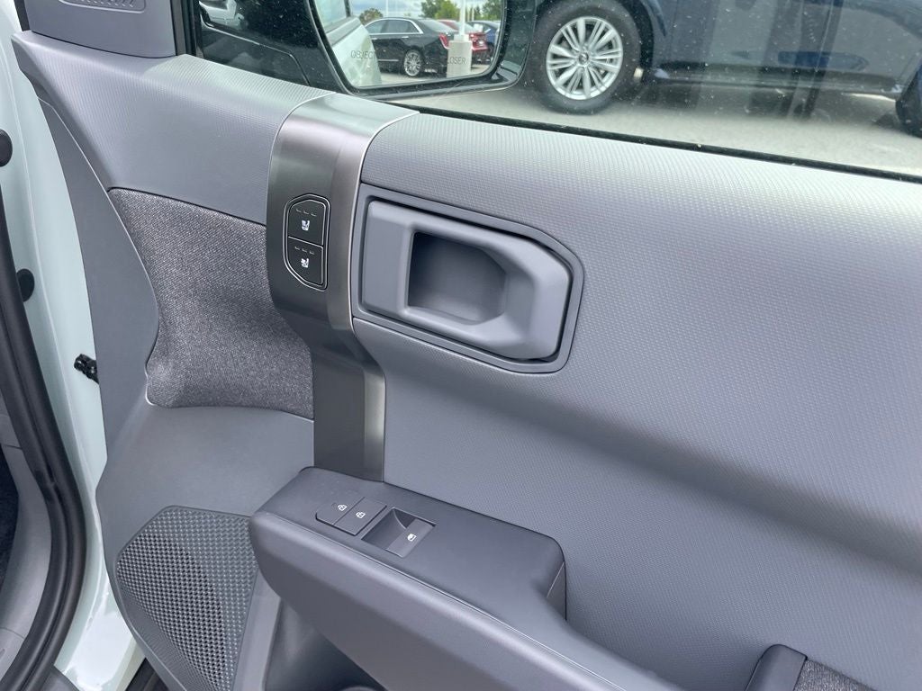2027 Kia EV3 Base