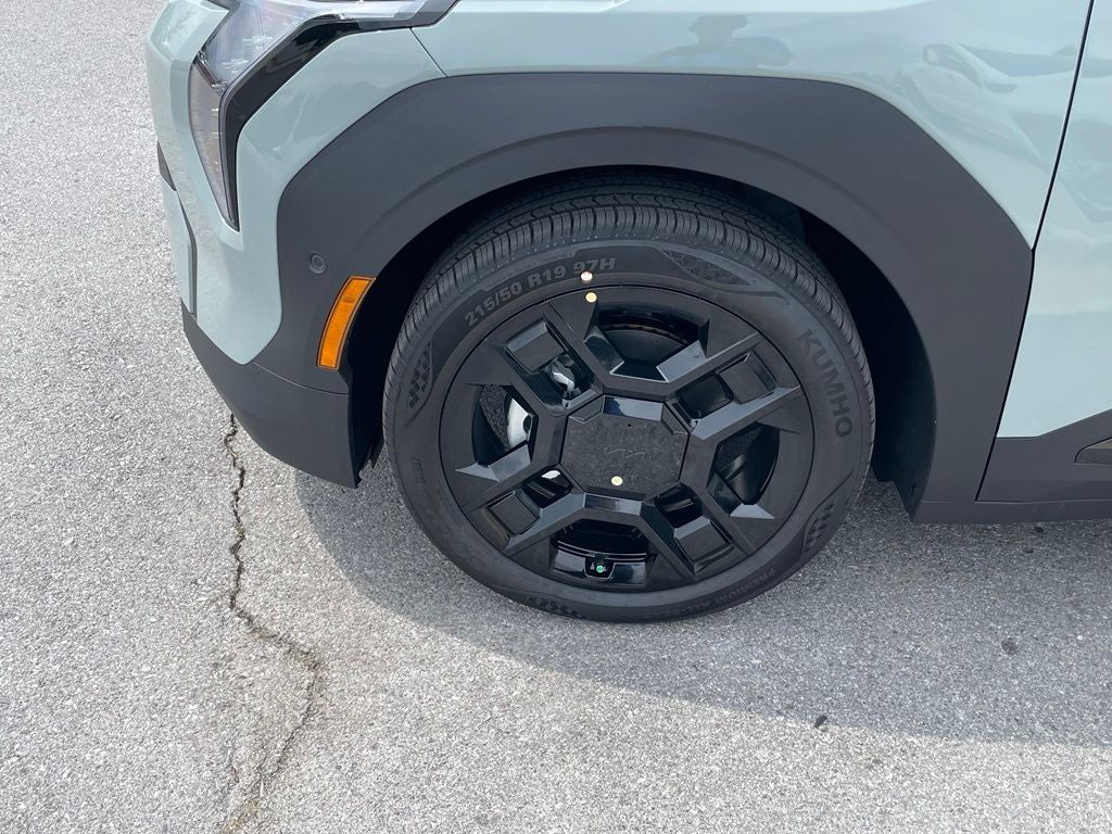 2027 Kia EV3 Base