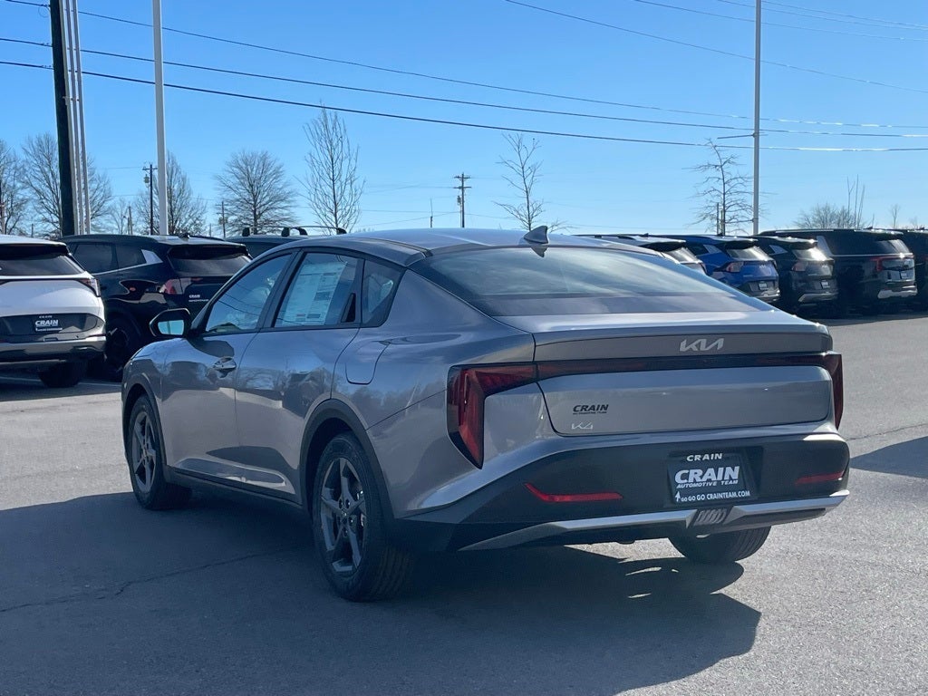 2026 Kia K4 LXS