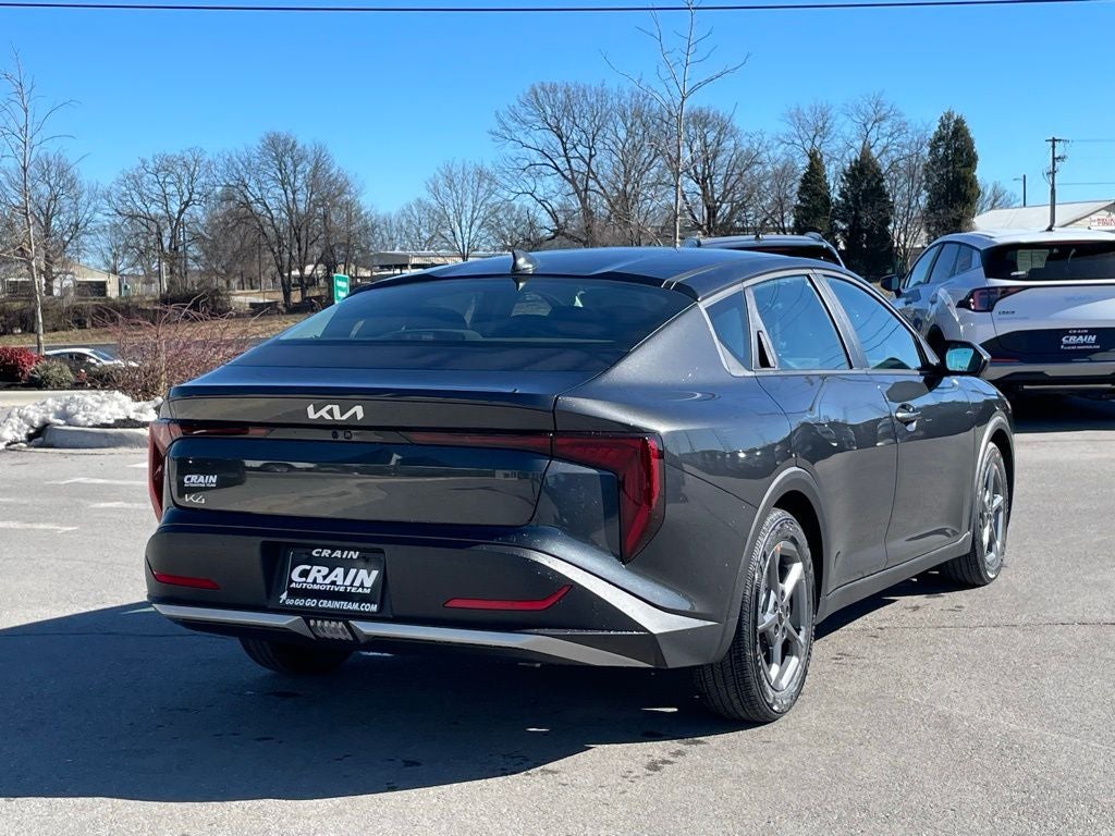 2026 Kia K4 LXS