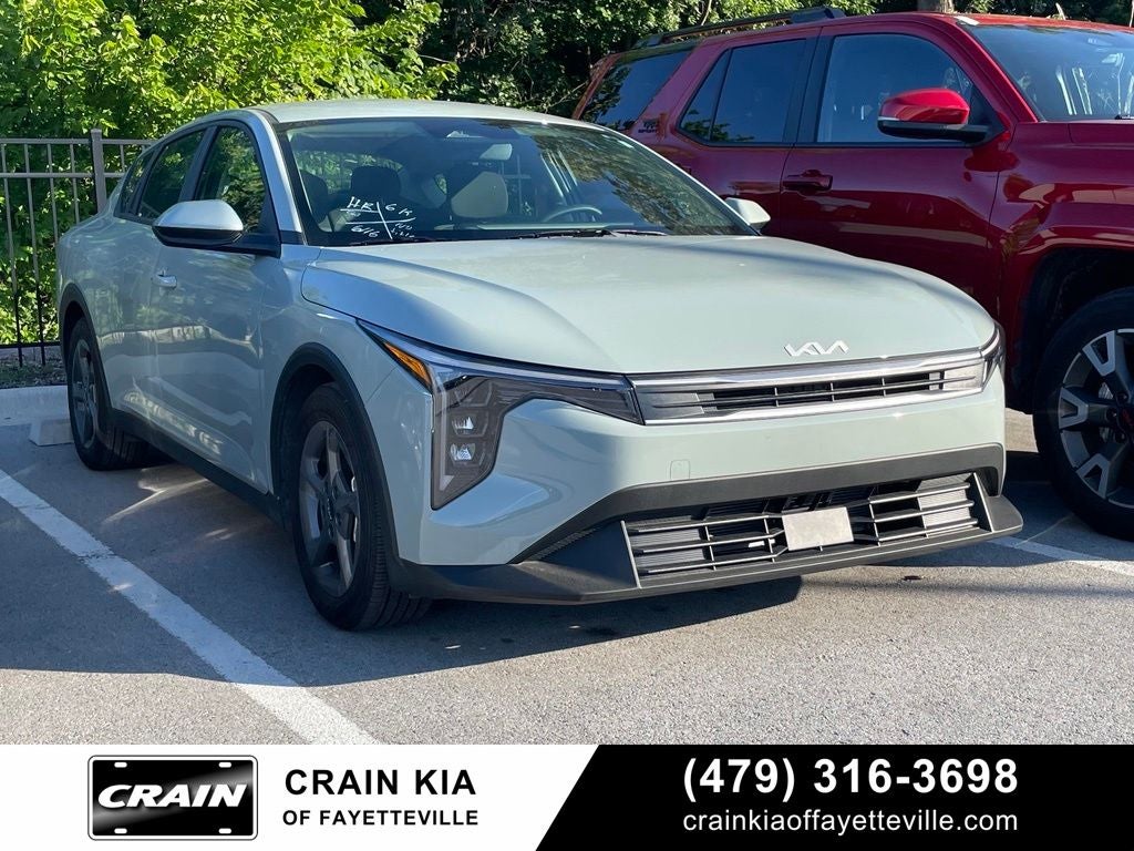 2025 Kia K4 LXS - KIA CERTIFIED / 39 MPG HWY