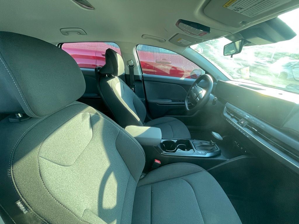 2025 Kia K4 LXS - KIA CERTIFIED / 39 MPG HWY
