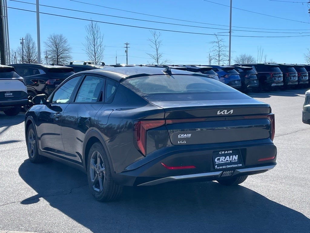 2026 Kia K4 LXS