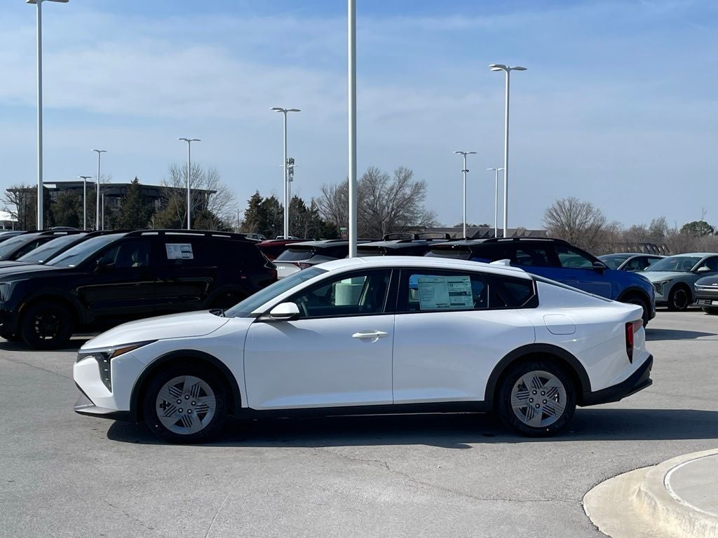 2026 Kia K4 LX