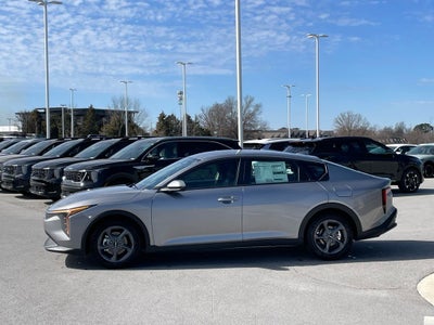 2026 Kia K4 LXS
