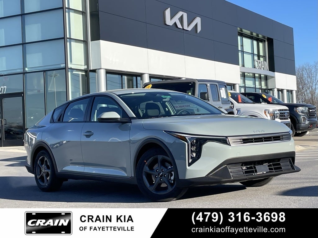 2026 Kia K4 LXS