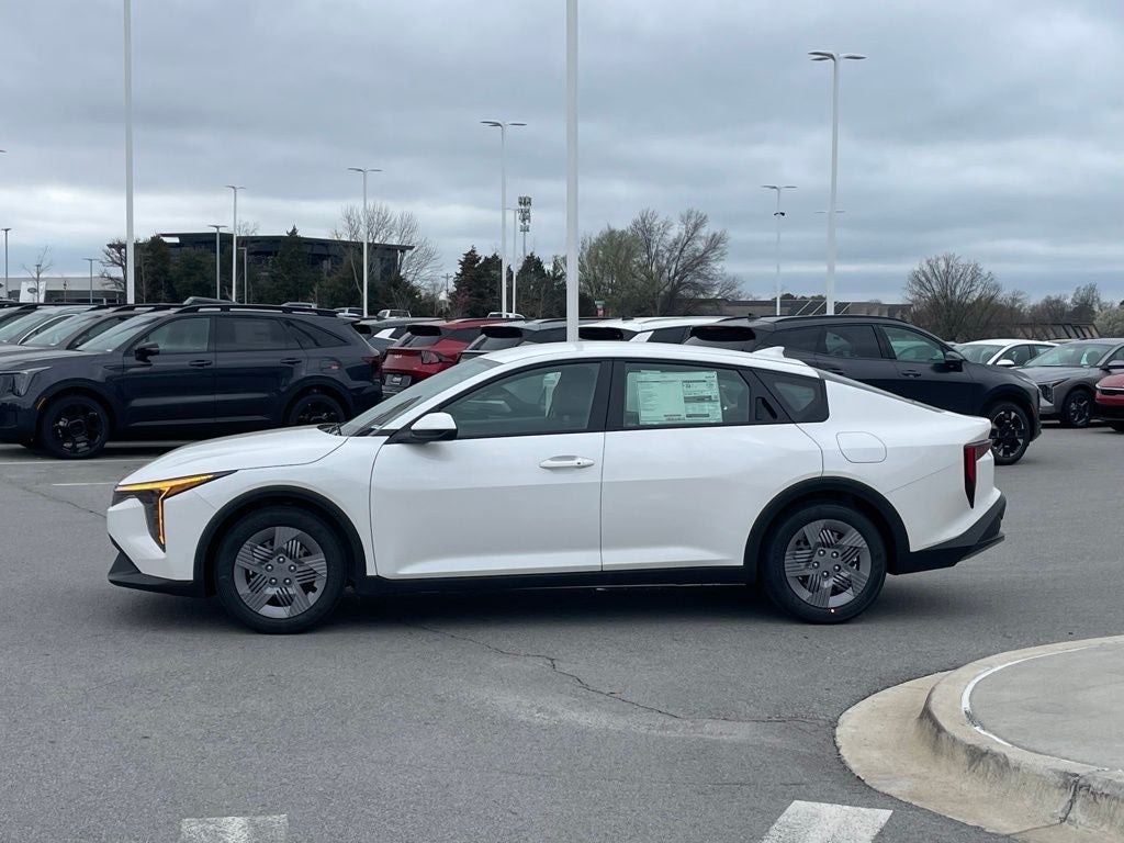 2026 Kia K4 LX