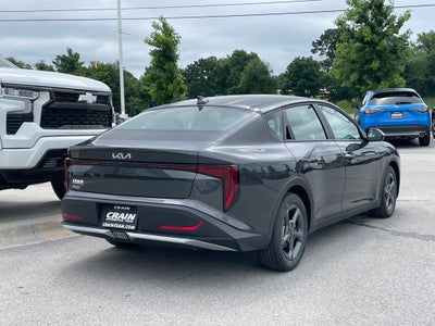 2026 Kia K4 LXS