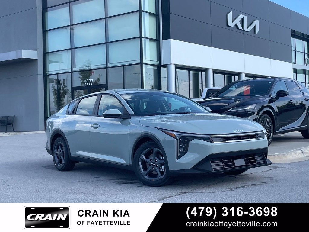 2026 Kia K4 LXS