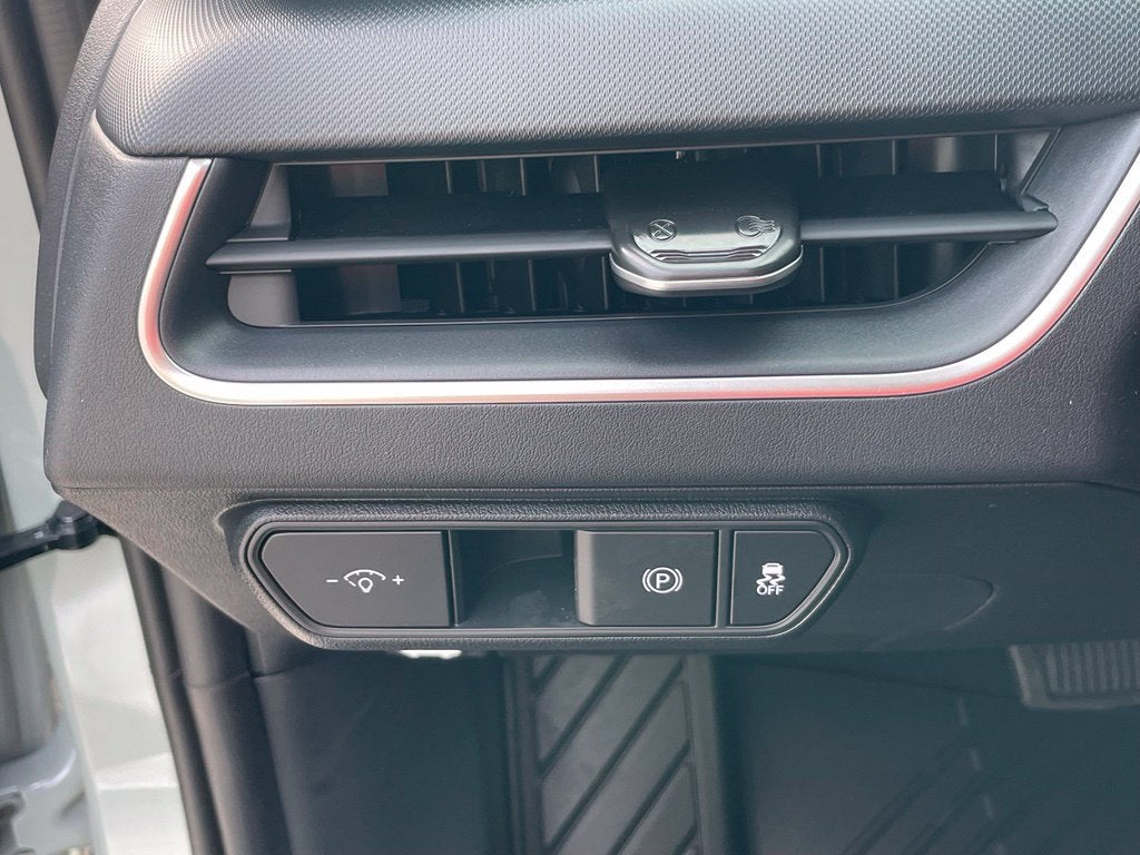 2027 Kia K4 LXS