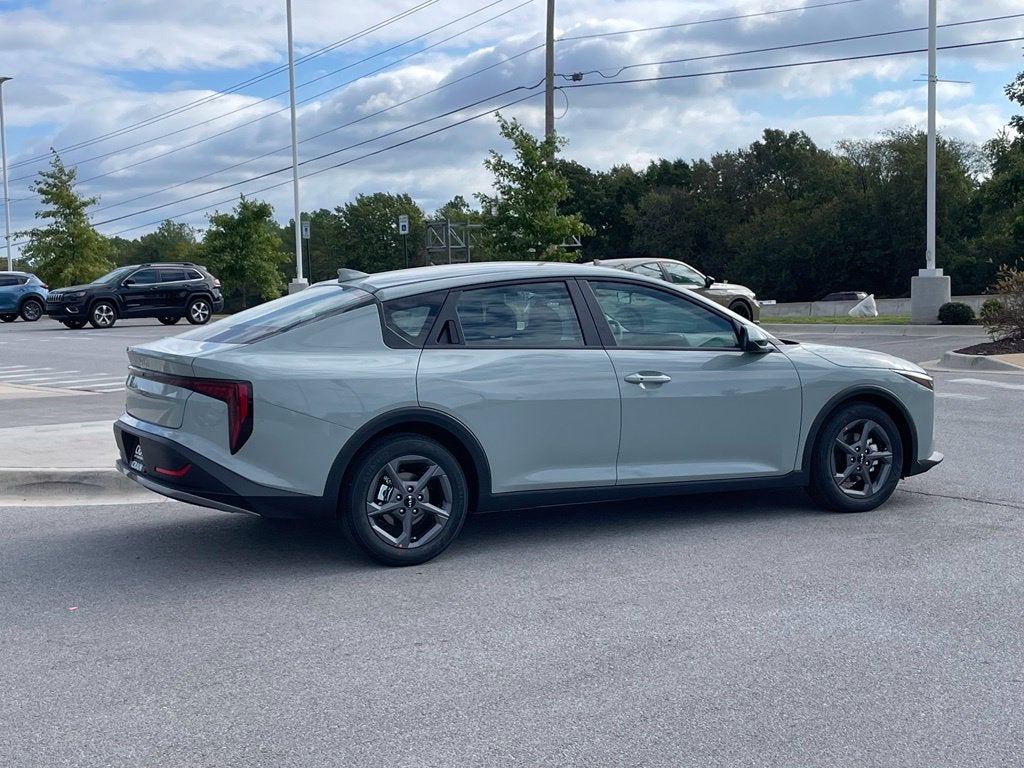 2027 Kia K4 LXS