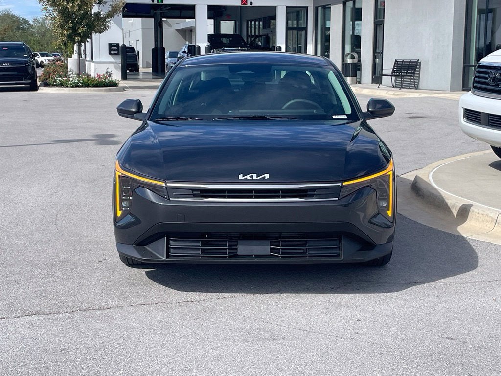 2027 Kia K4 LX