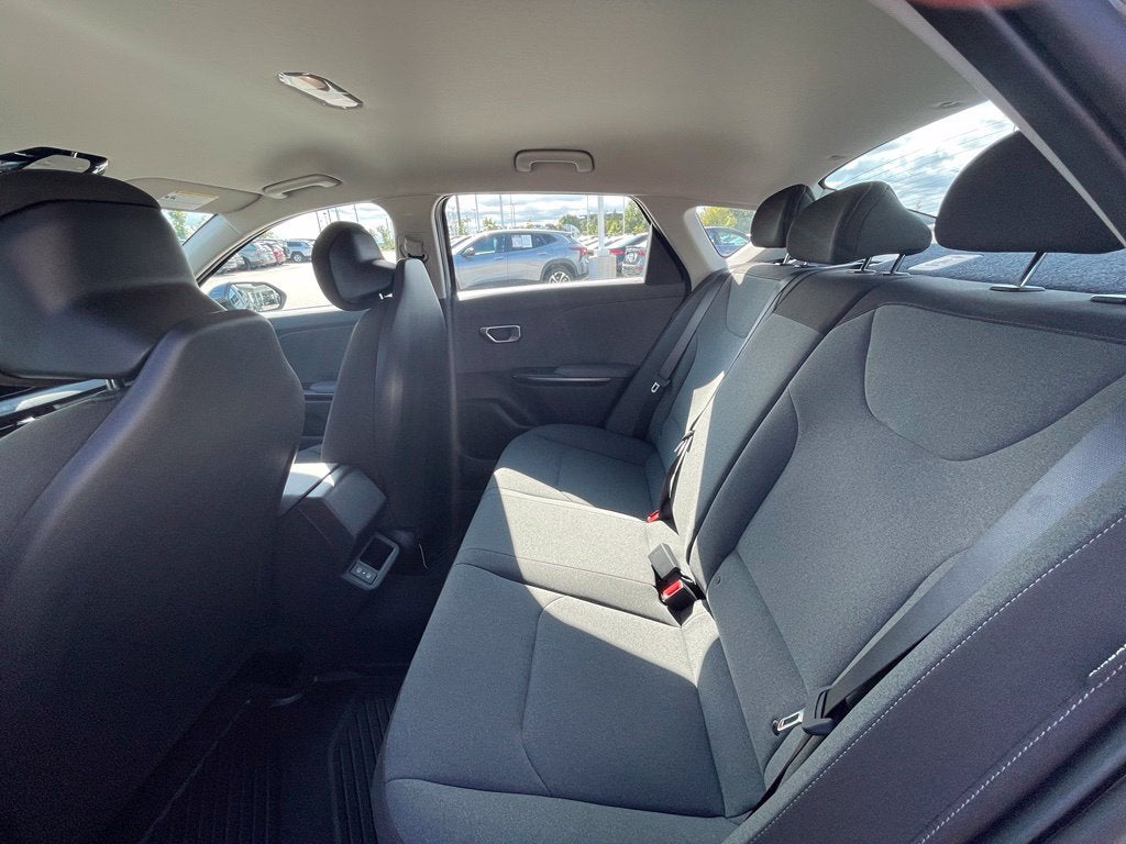 2027 Kia K4 LXS