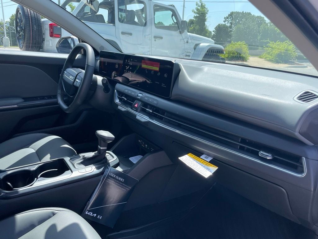 2026 Kia K4 EX