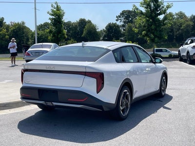 2026 Kia K4 EX
